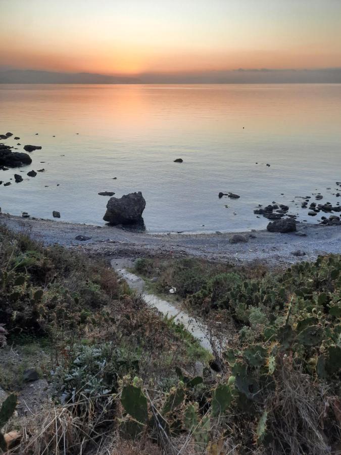 Gli Appartamenti Degli Dei Milazzo Exterior foto
